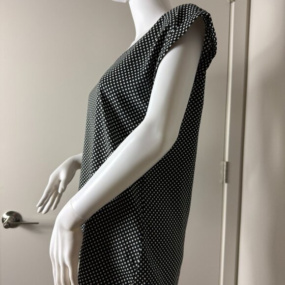 Express Short Sleeve V-neck Polka Dot Black & White Tunic Size Small - Picture 5 of 8